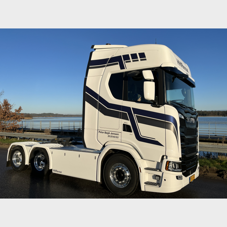 Scania 560S