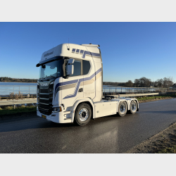 Scania 560S