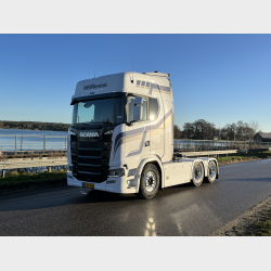 Scania 560S