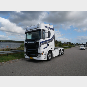 Scania 660S
