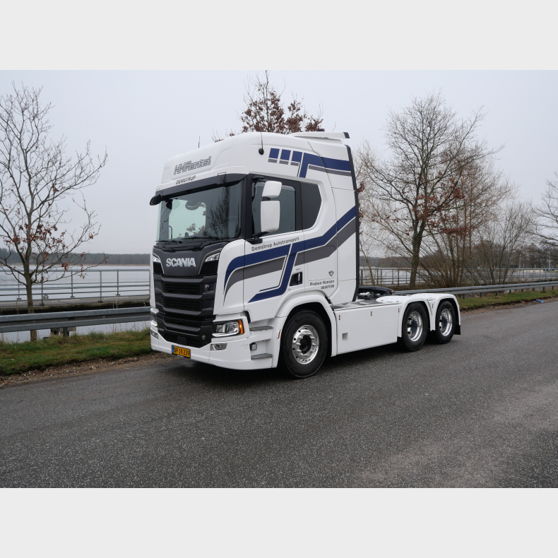 Scania R660