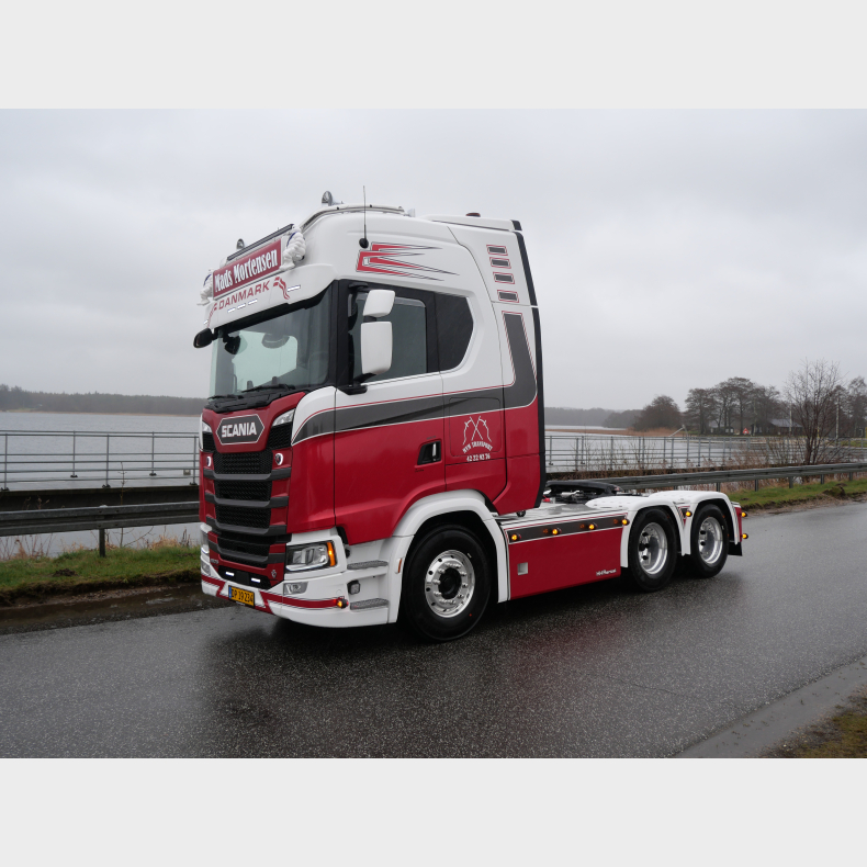 Scania 660S